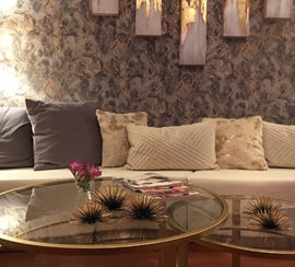 Decoration Front Office